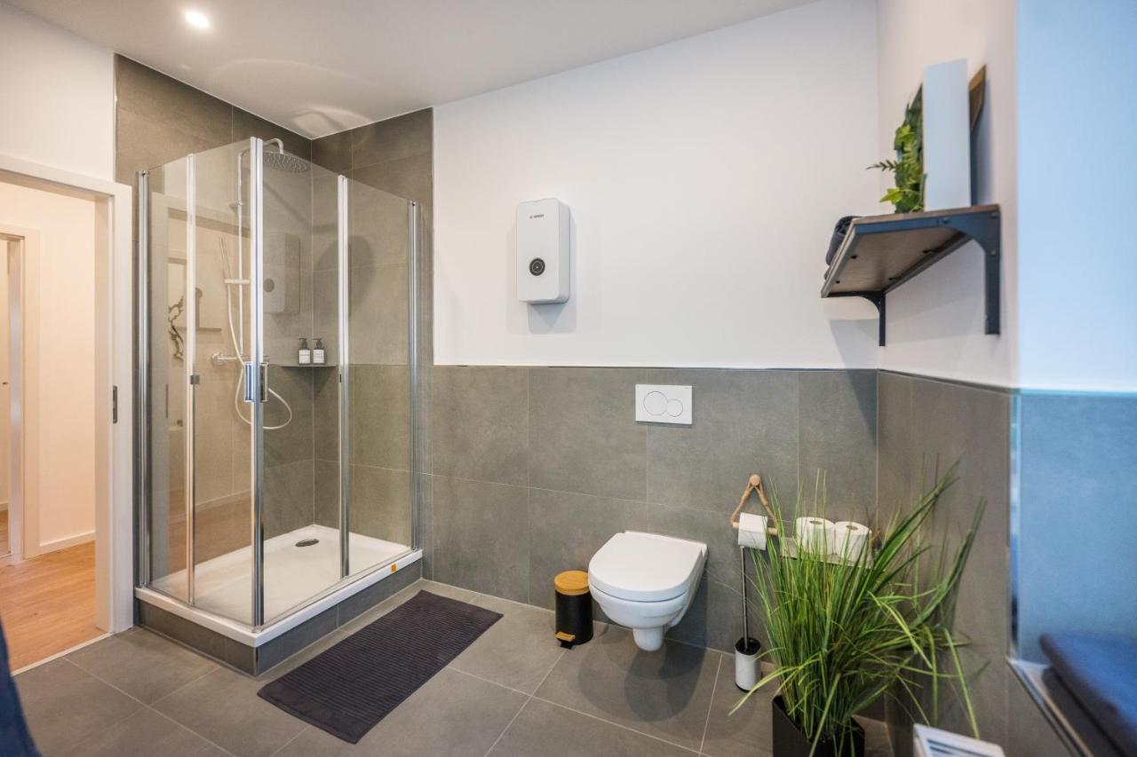 120Qm, Cozy Apartment, Sehr Zentral Am Hbf, 3Sz Koblenz  Exterior foto